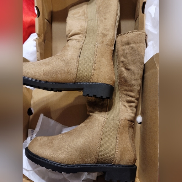 NIB FAUX SUEDE CHELSEA BOOTS CHUNKY LOW HEEL BACK ZIP RIDING BOOTS GIRLS… - Picture 3 of 16